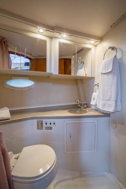 Sea Pearl Boston Yacht Otel Dış mekan fotoğraf