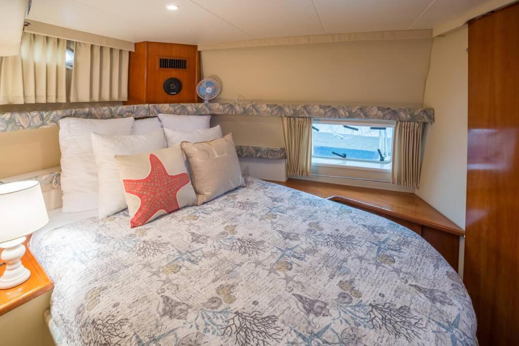 Sea Pearl Boston Yacht Otel Dış mekan fotoğraf