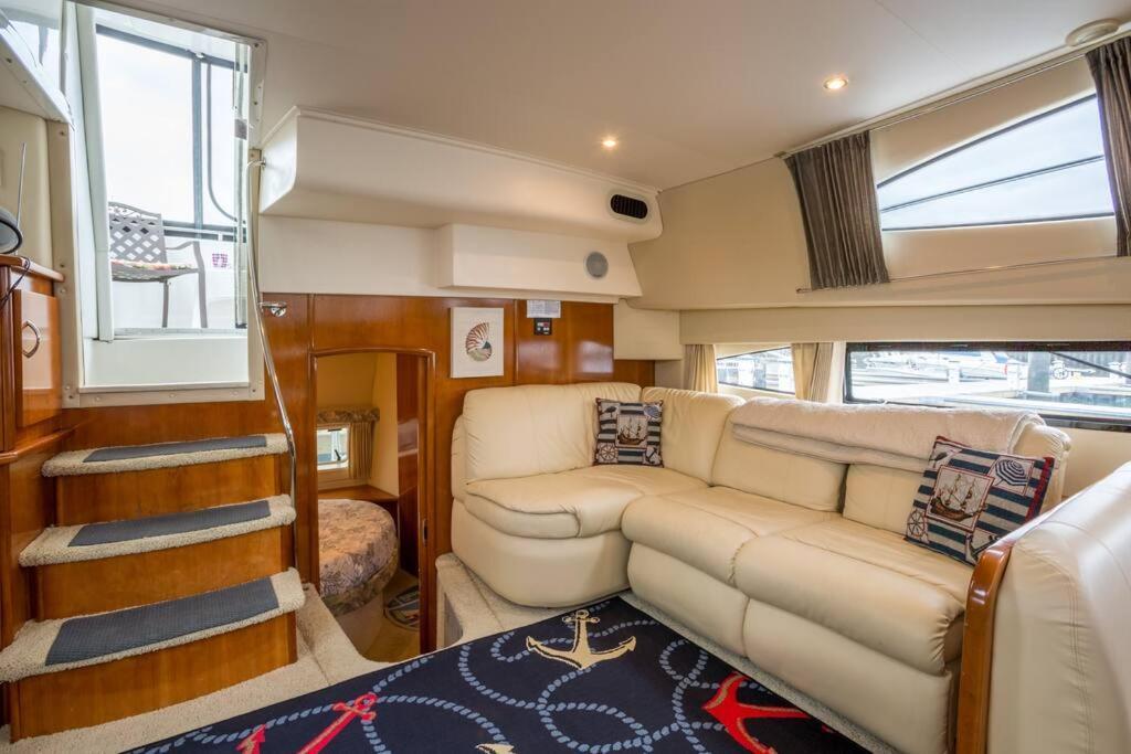 Sea Pearl Boston Yacht Otel Dış mekan fotoğraf