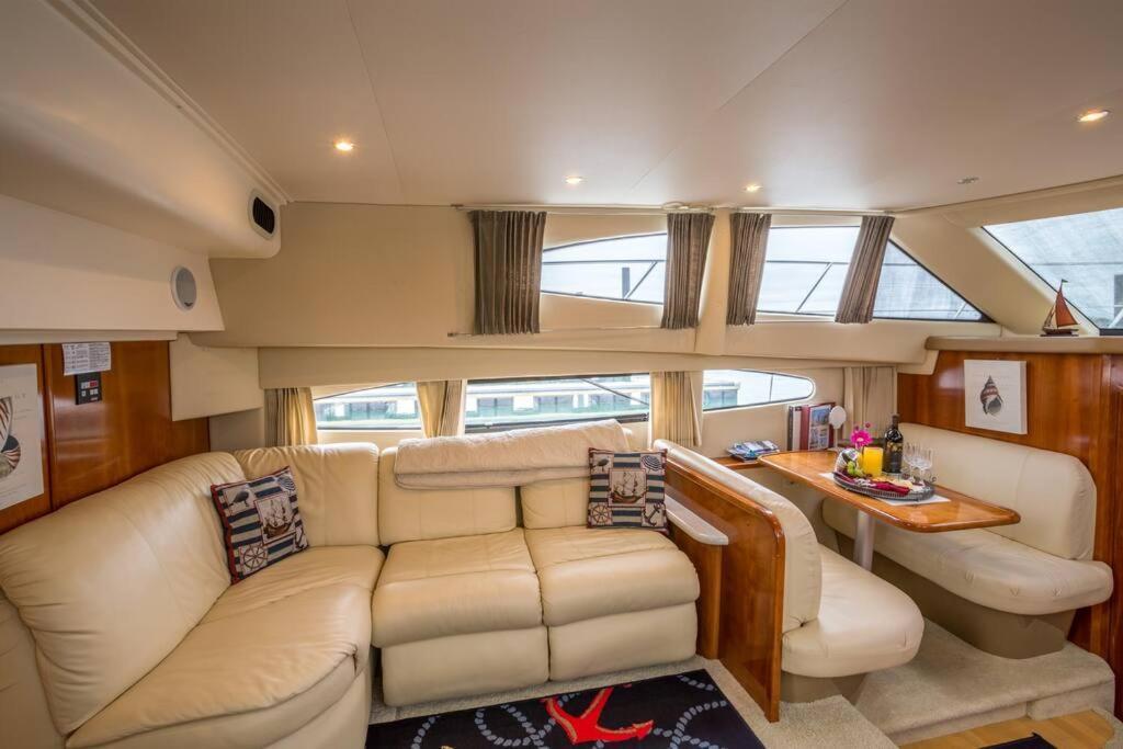 Sea Pearl Boston Yacht Otel Dış mekan fotoğraf